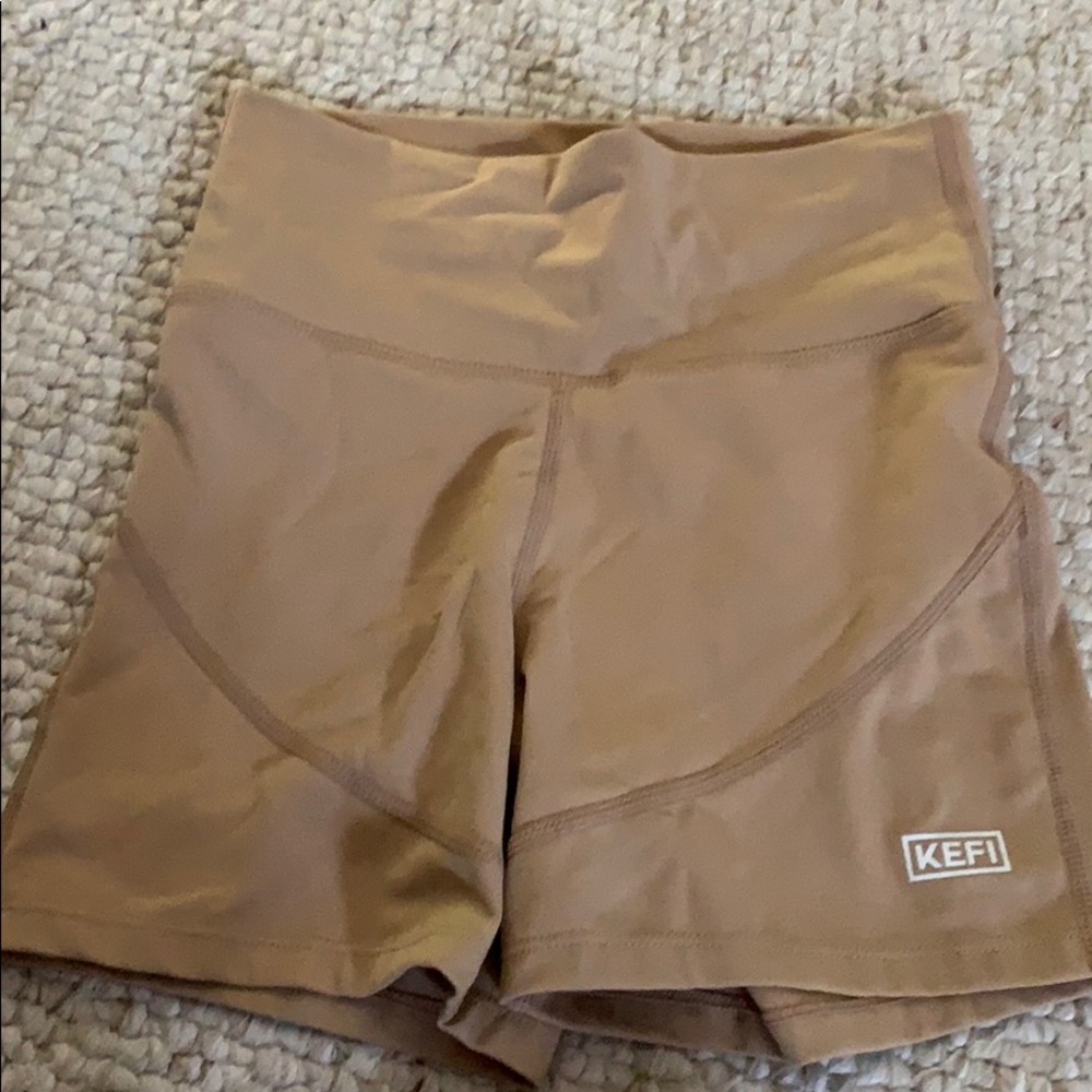 Xs KEFI tan shorts